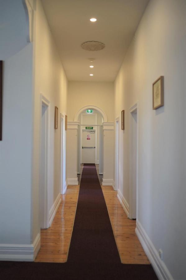 The Beaconsfield Hotel Fremantle Bagian luar foto